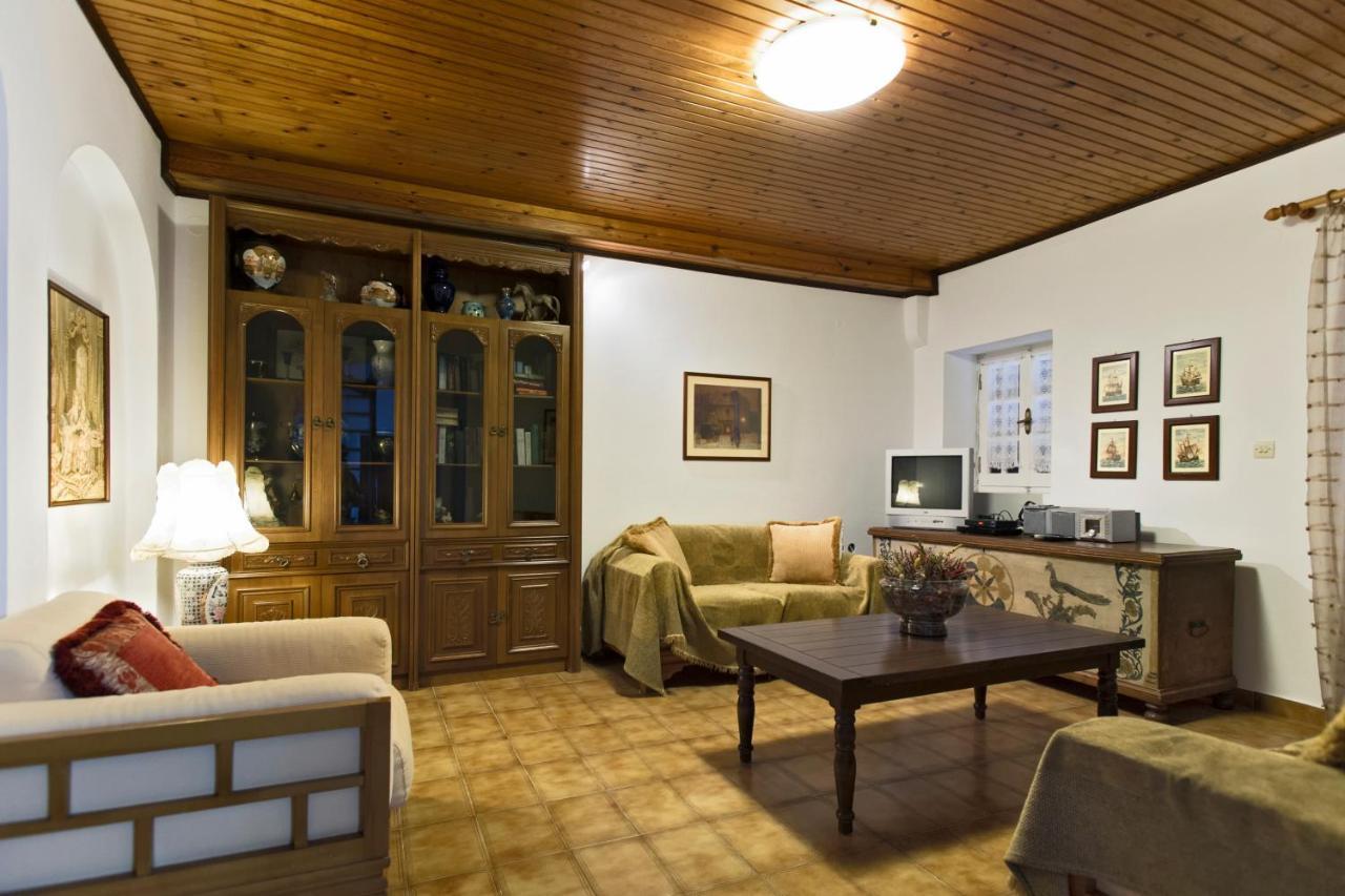 Villa Bacchus Kassiopi Corfu מראה חיצוני תמונה