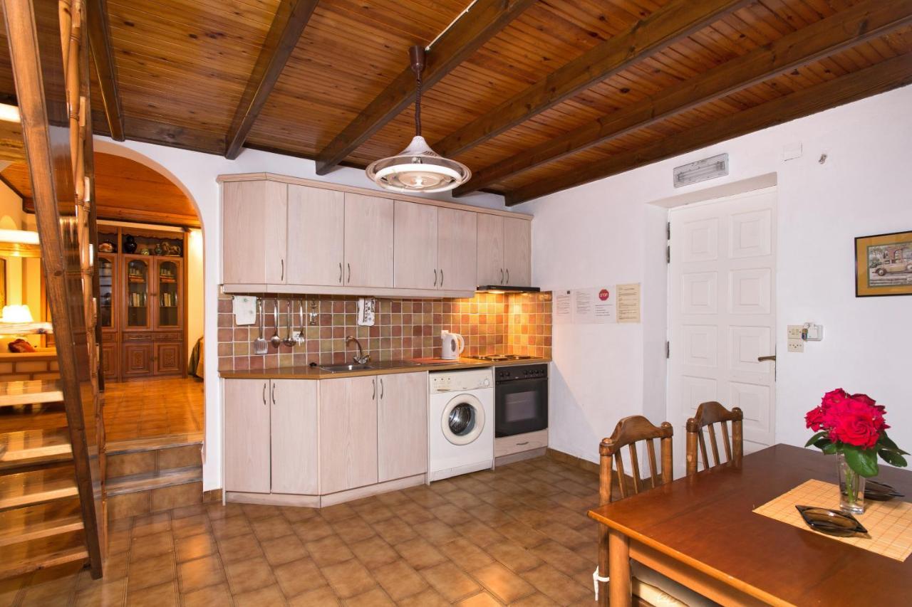 Villa Bacchus Kassiopi Corfu מראה חיצוני תמונה