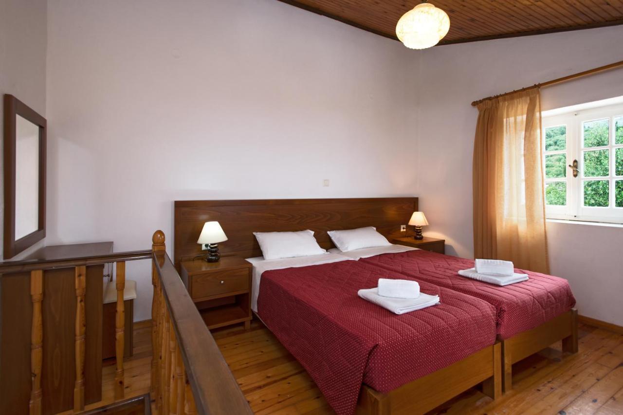 Villa Bacchus Kassiopi Corfu מראה חיצוני תמונה