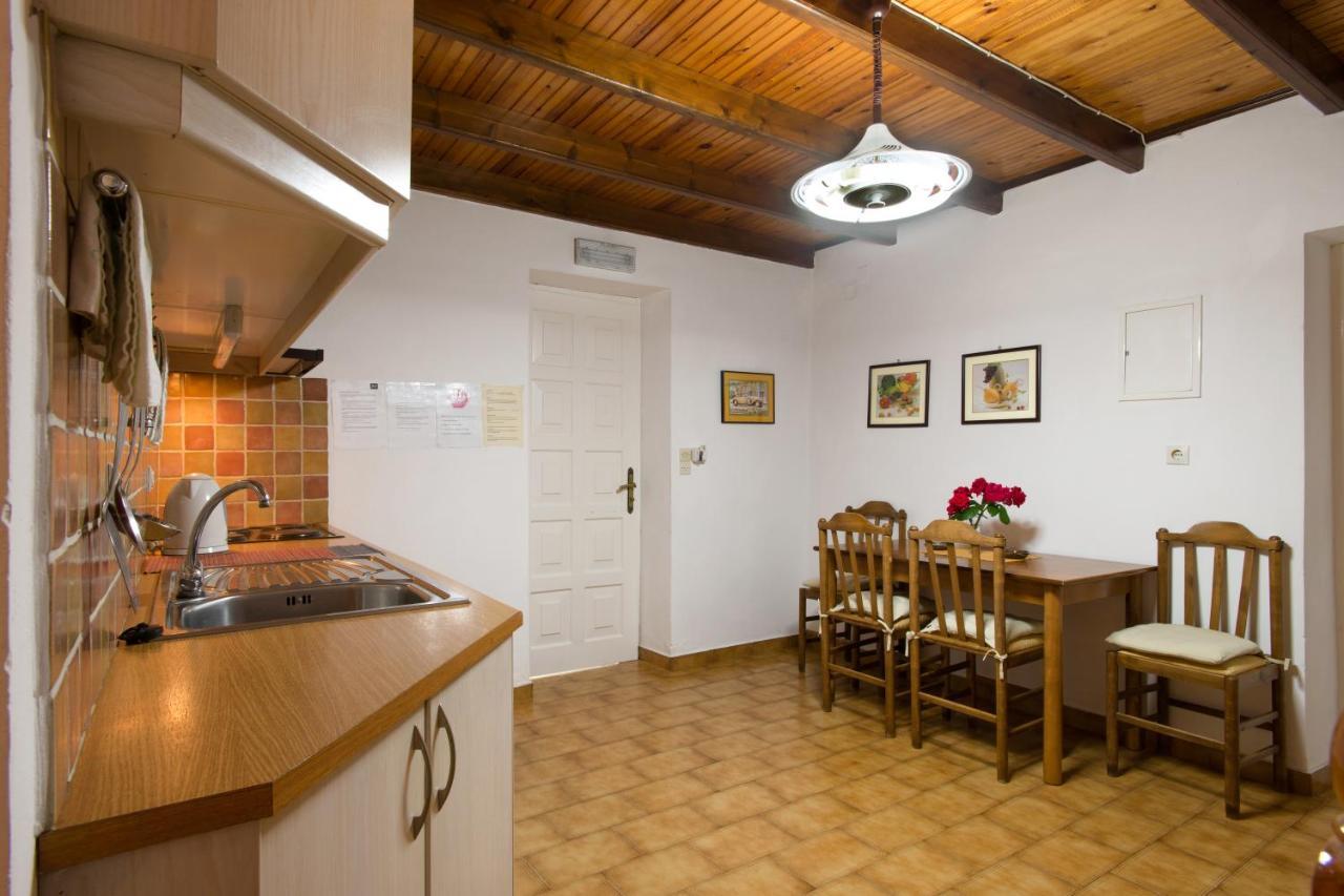 Villa Bacchus Kassiopi Corfu מראה חיצוני תמונה