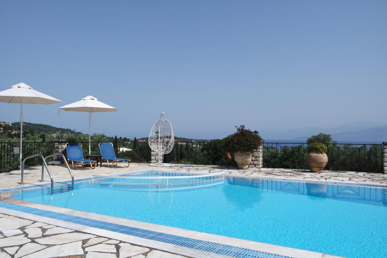 Villa Bacchus Kassiopi Corfu מראה חיצוני תמונה