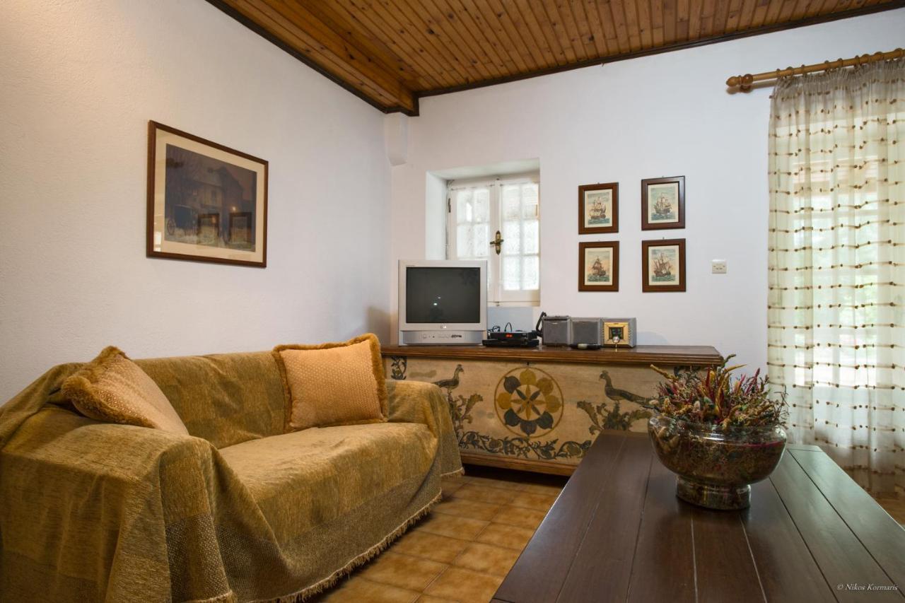 Villa Bacchus Kassiopi Corfu מראה חיצוני תמונה